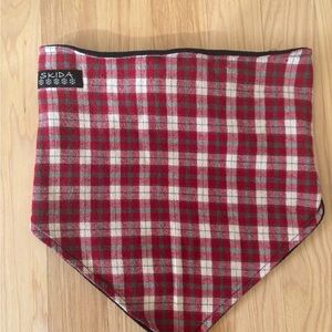 Skida Red Plaid Neck Gaiter